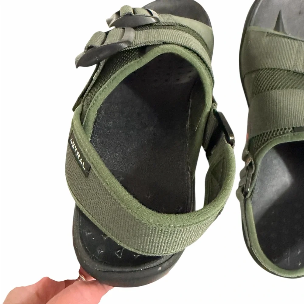 Olive Green Men's Sandals with Adjustable Straps